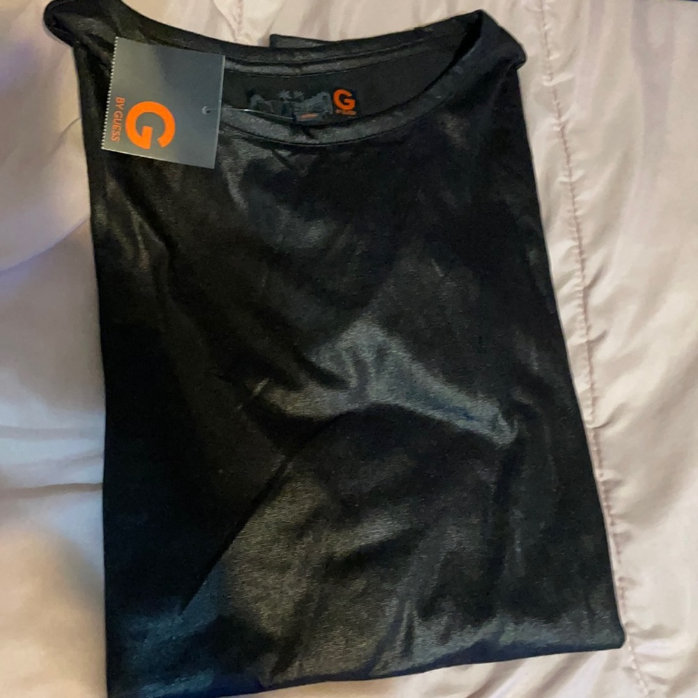 G by guess black t shirt size L